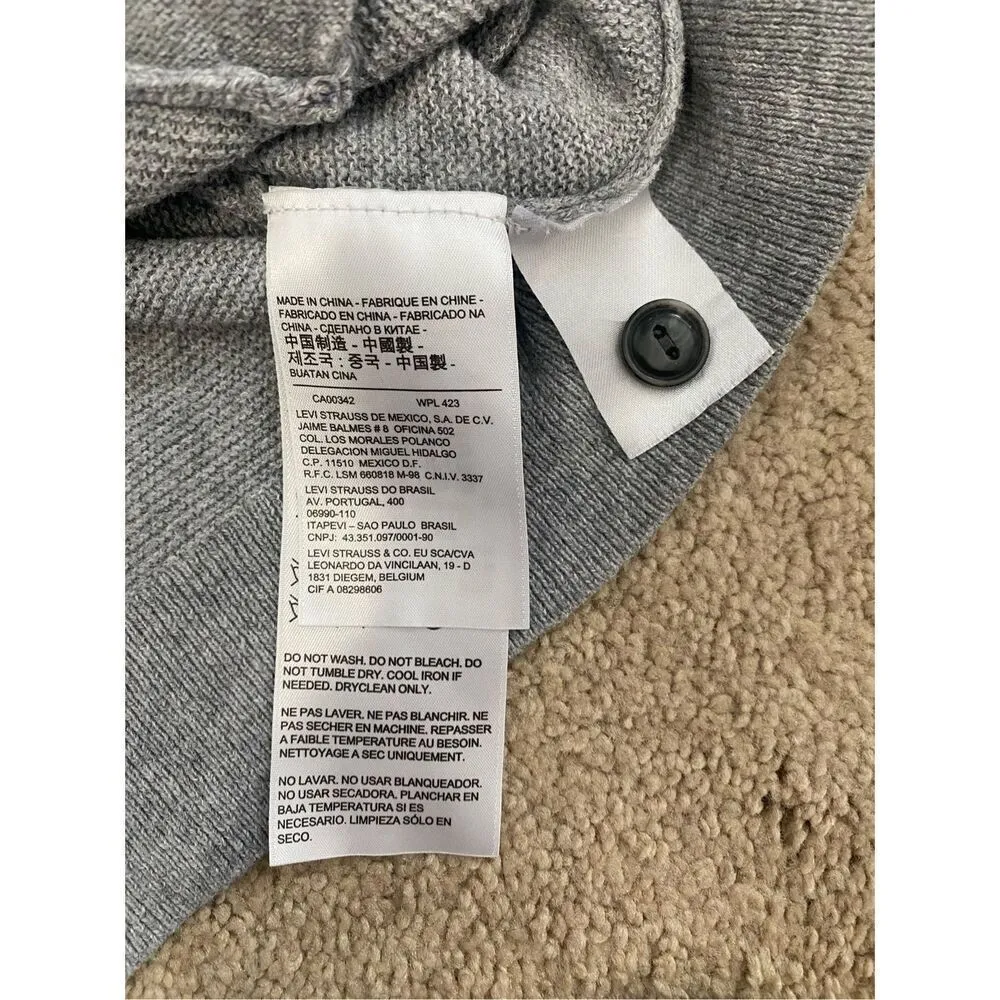 Levi’s cardigan size medium - Image 5