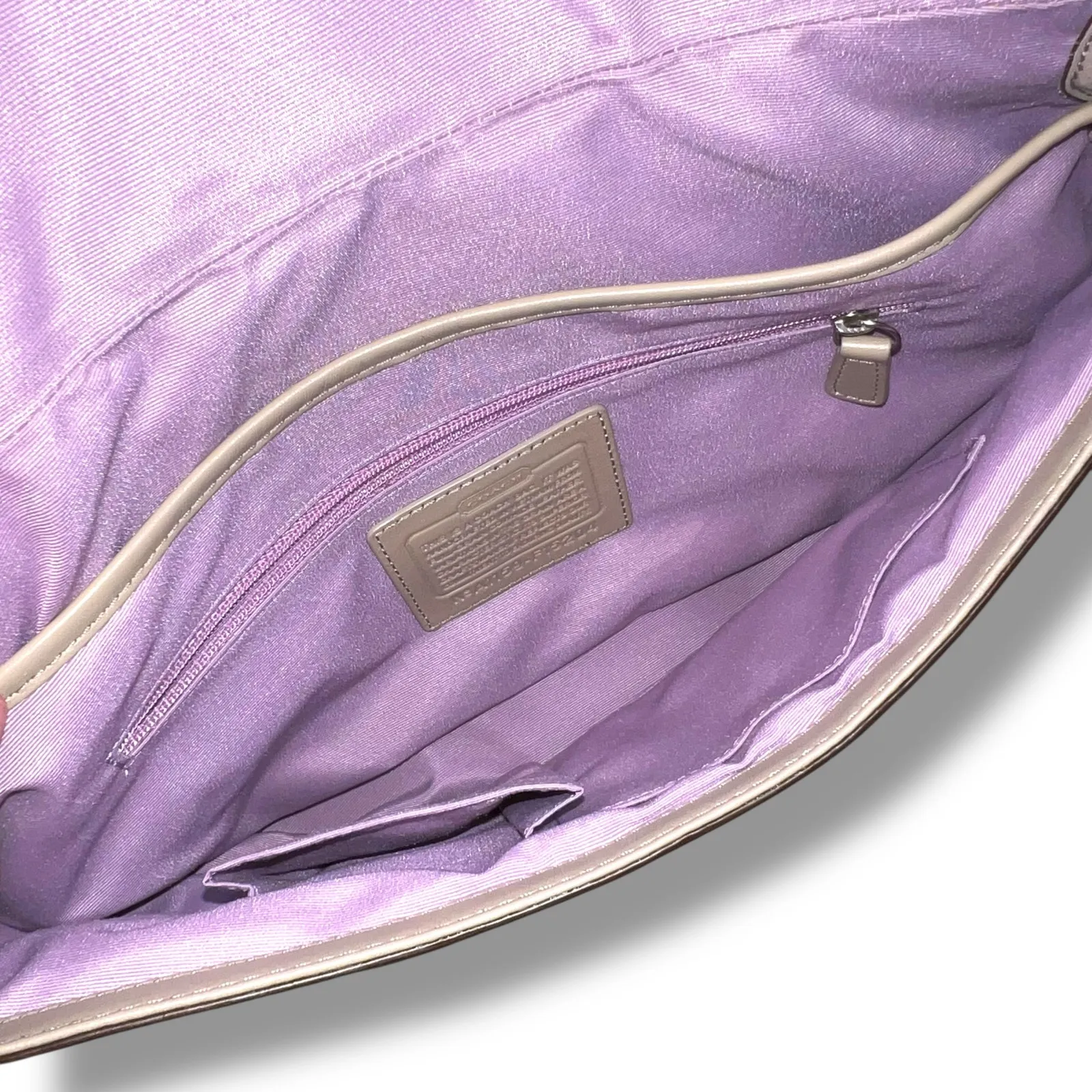 Coach Soho Y2K 1990s Pleated Leather Sufflette Bag Flap Buckle Champagne F15204 - Image 9