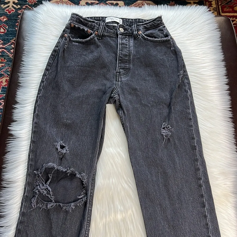 Abercrombie Black The Dad Curve Love High Rise Jeans - Image 3