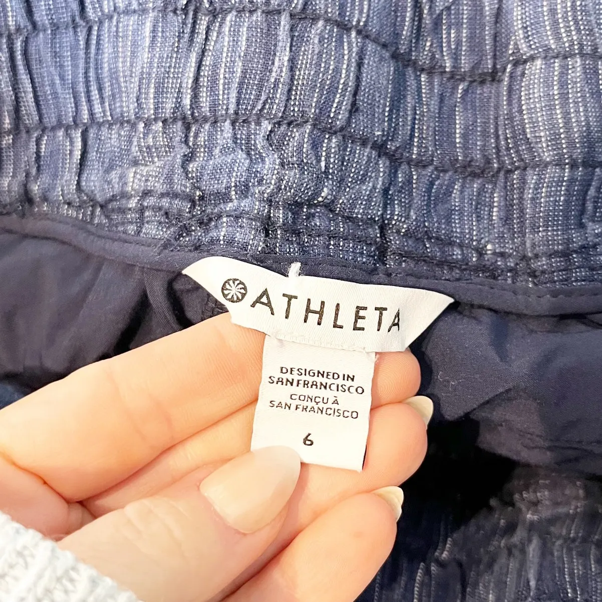 Athleta Cabo Linen Textured Pull On Shorts Blue 6 - Image 3