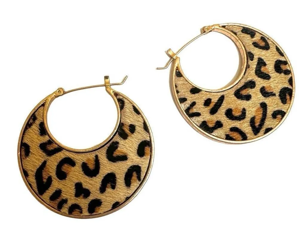 faux fur animal print gold tone hoop earrings - Image 1