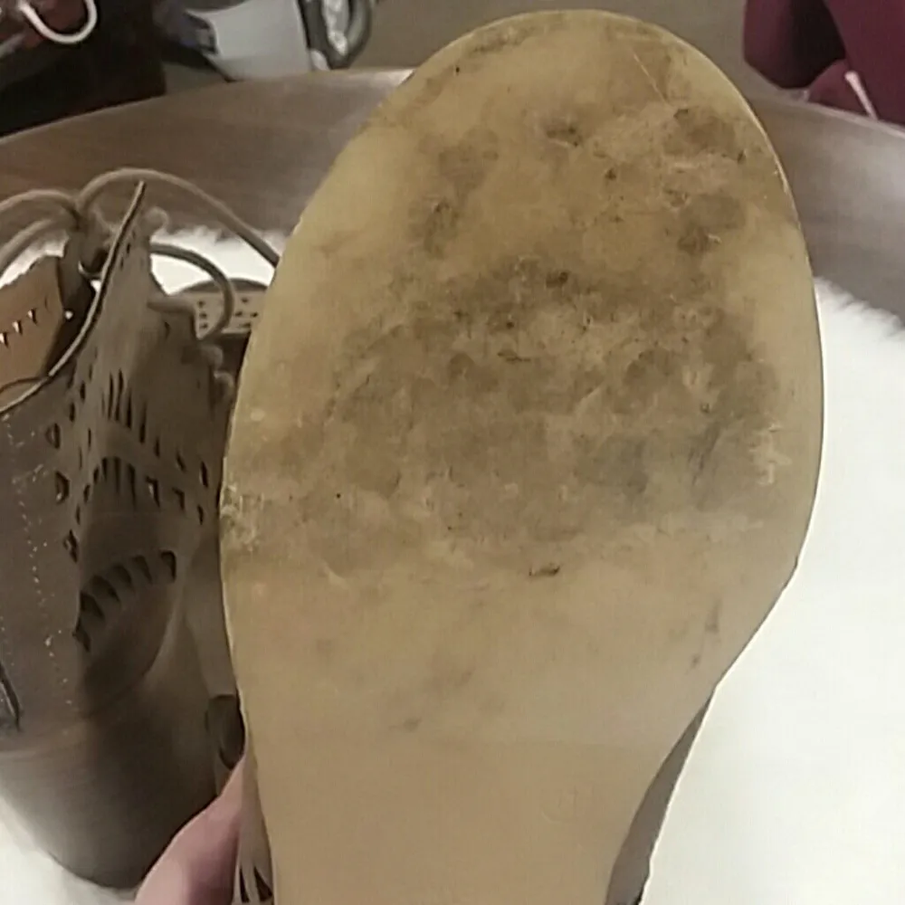 Canyon River Blues Cutout Shooties - Image 7