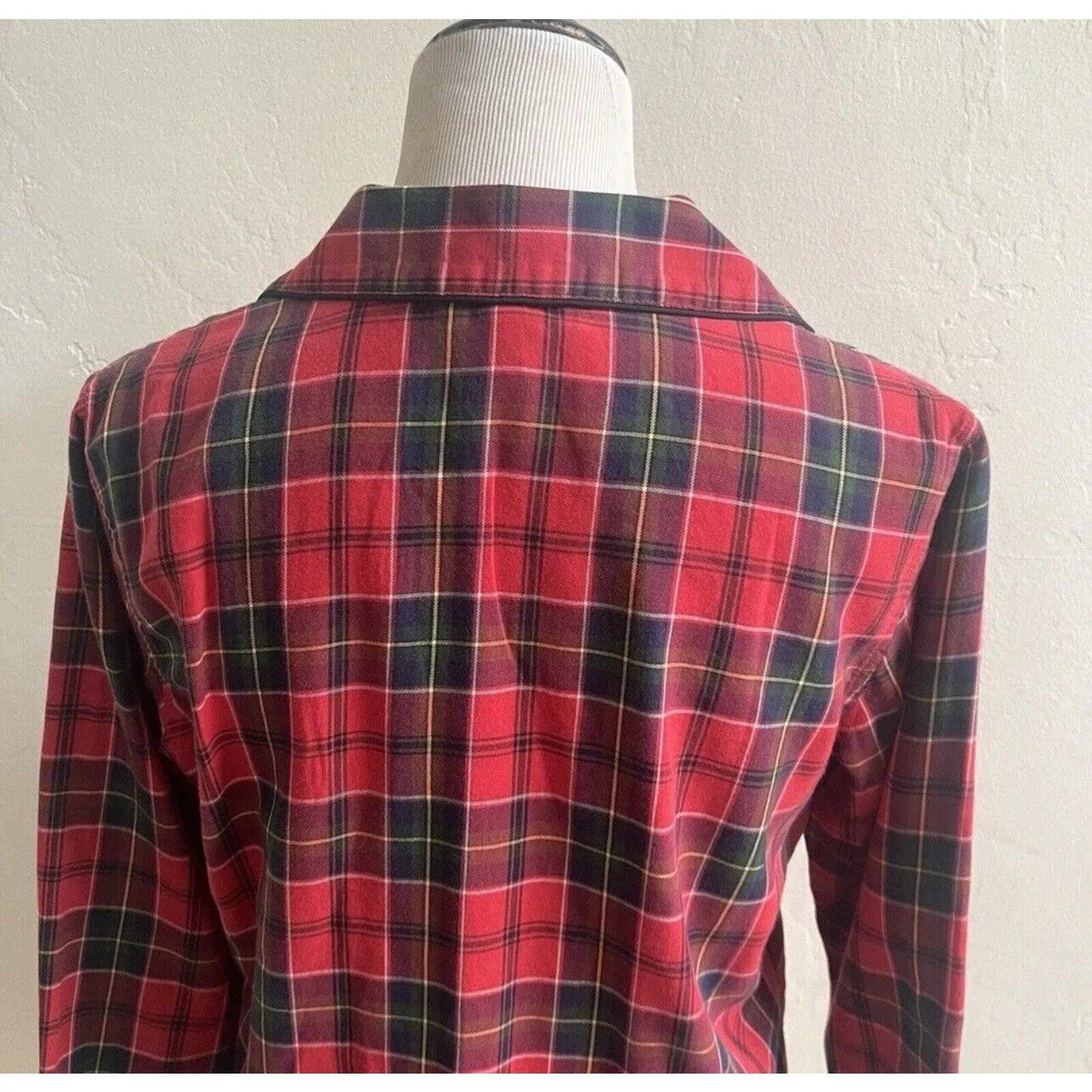 Lauren Ralph Lauren Size Medium Red Tartan Plaid Pajama Top Embroidered Initials - Image 4