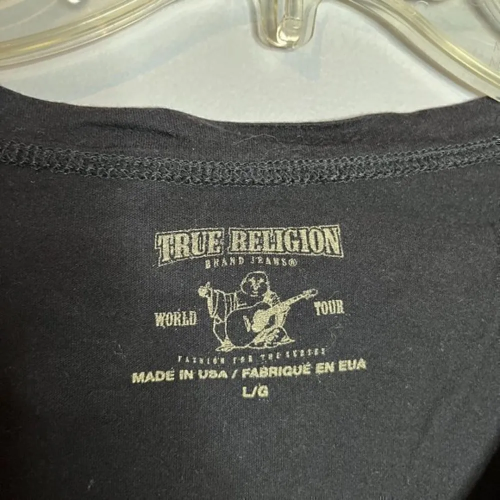 True Religion 🌺  Y2K rhinestone graphic tee - Image 3
