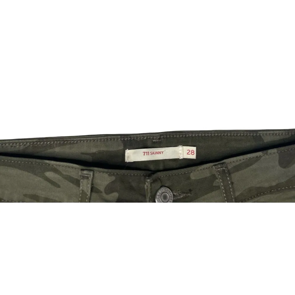 Womens Levi's 711 Skinny Green Camo Stretch Ankle Denim Jeans Size 28 - Image 3