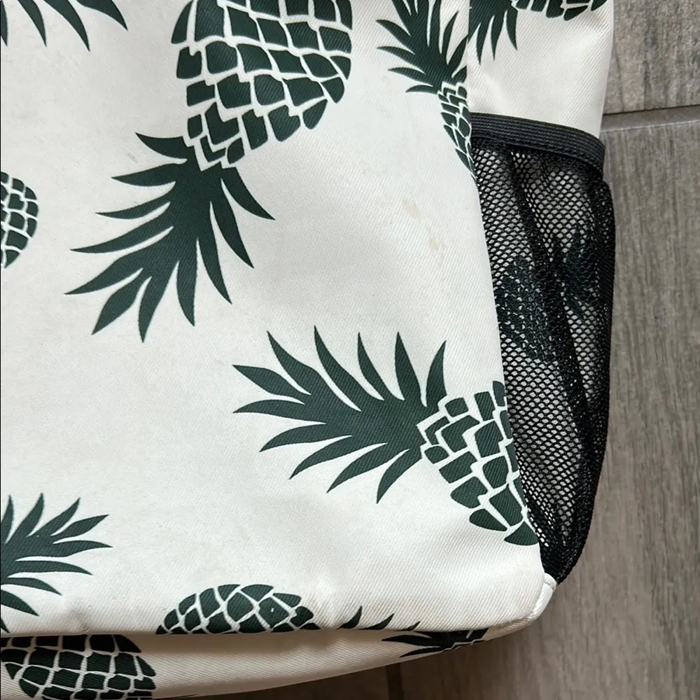 Black and White Pineapple Print Canvas Tote Green - Image 4