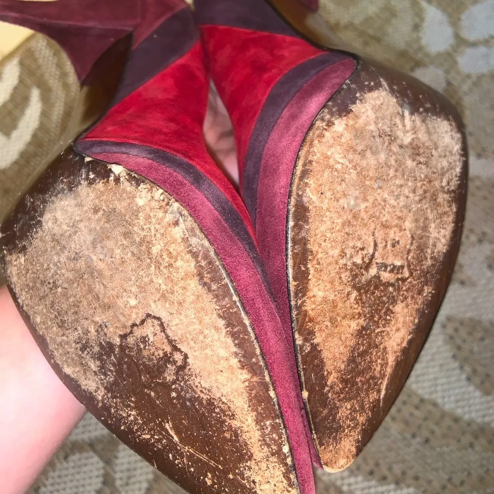 Stuart weitzman stitchup red suede heels boho formal party evening spring - Image 5