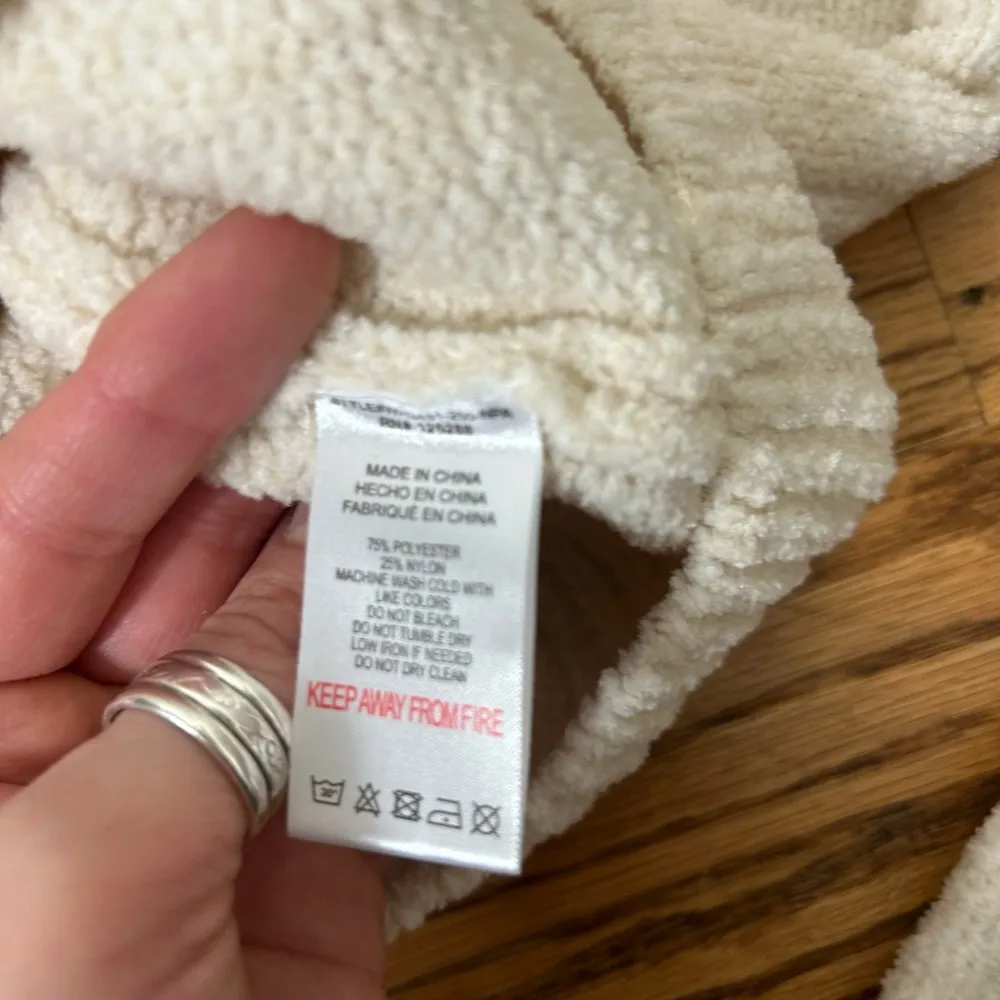 Rae Dunn | “LOVE” Graphic Crew Neck Long Sleeve Sweater - Image 6