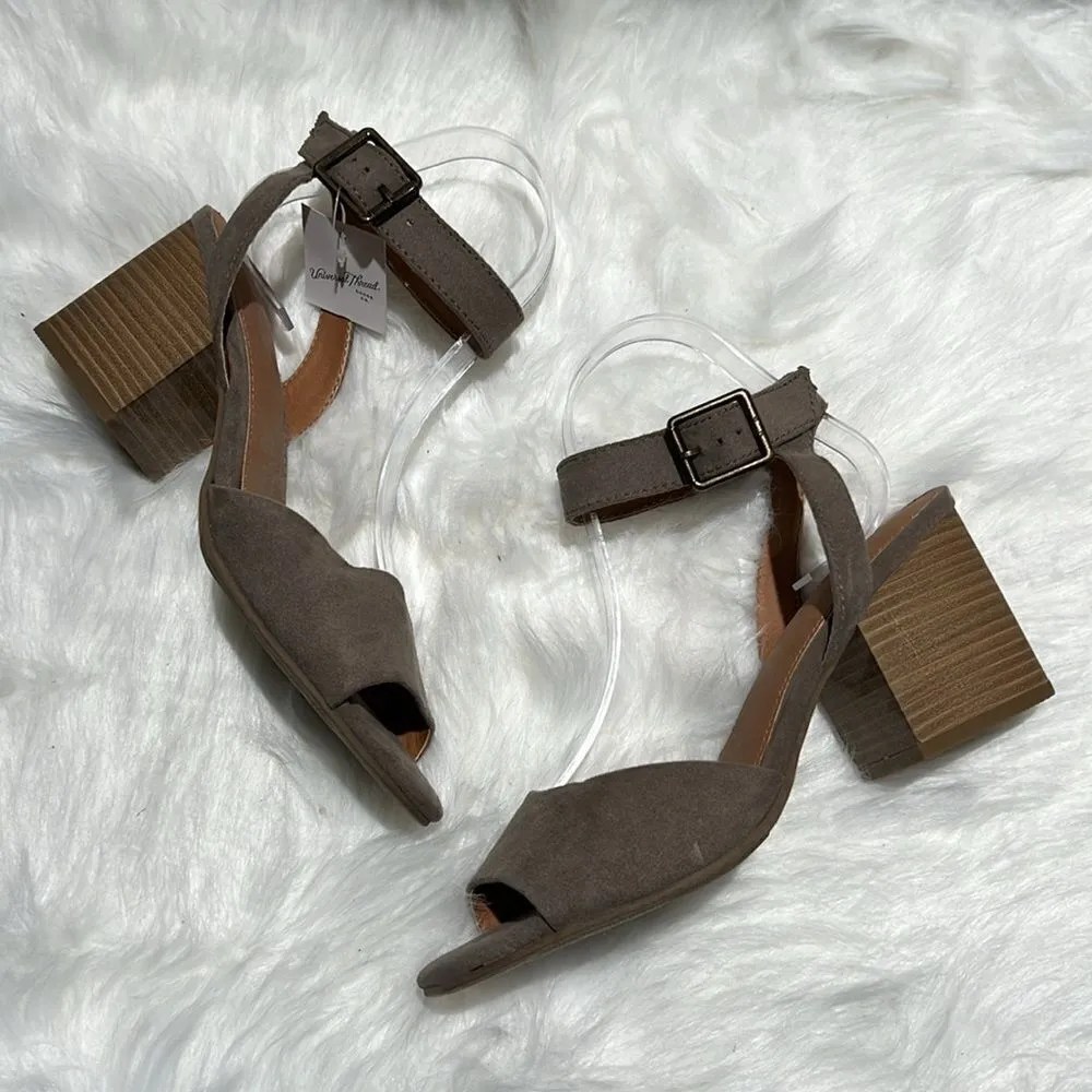 Taupe Microsuede 1/4 Strap Heeled Pump Sandals NWT - Image 2