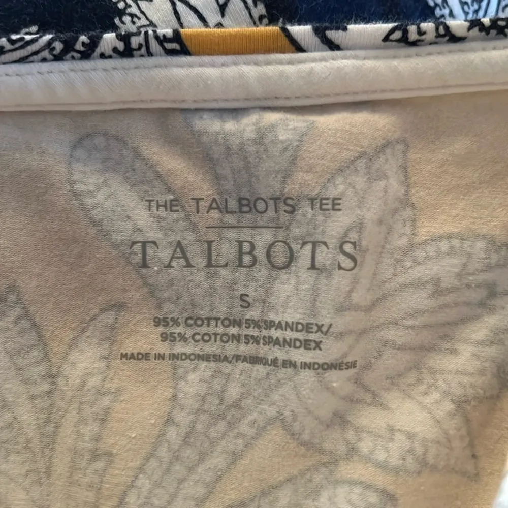 The Talbots Tee Pima Crewneck Tee, Paisley Floral, Yellow Blue Size S EXCELLENT! - Image 6