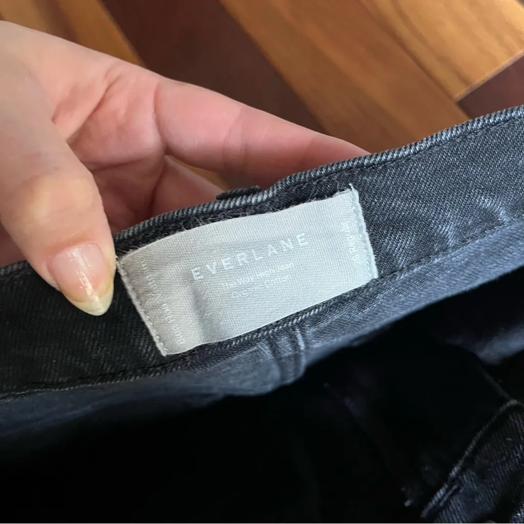 EVERLANE WAY-HIGH JEANS DENIM RAW HEM BLACK - Image 7