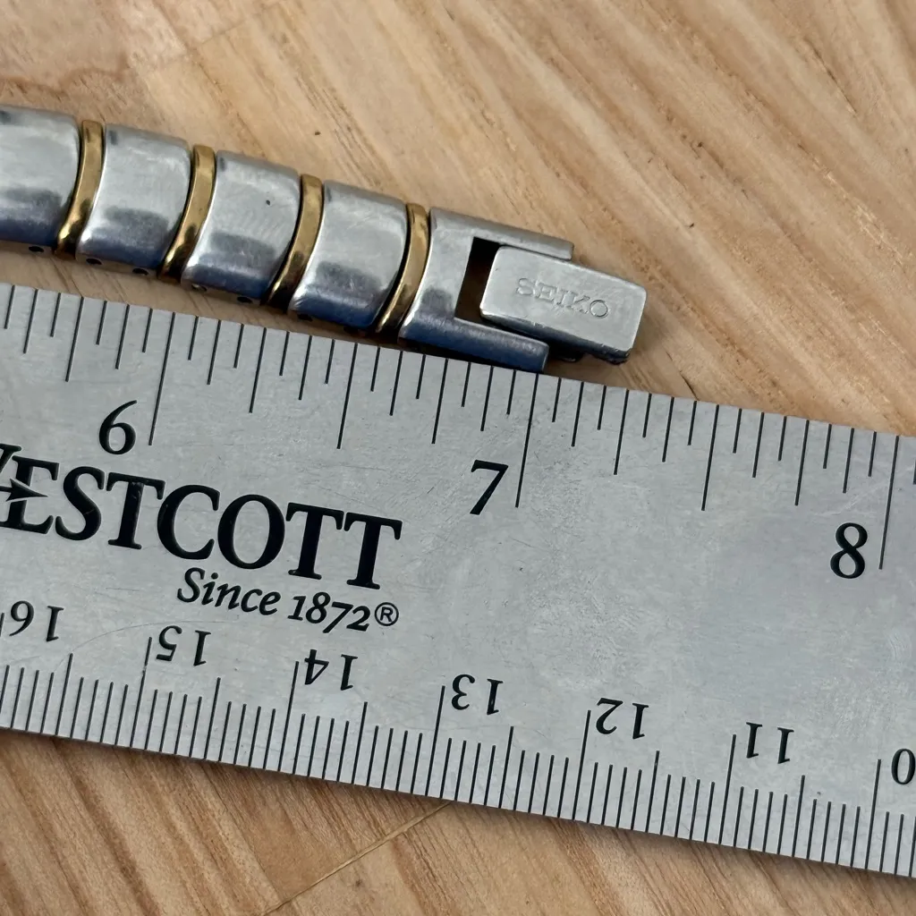 Seiko Rare Curved Crystal Vintage Watch Light Blue Dial Two-Tone Bracelet - Image 15