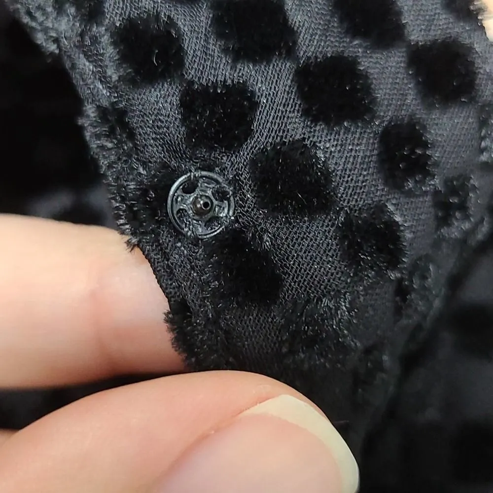 L'AGENCE Black Wrap Sheer Blouse Size Medium 3/4 Sleeve - Image 5