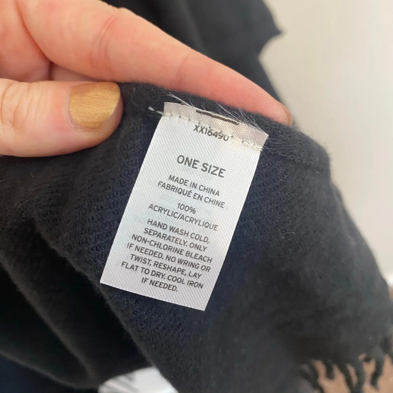 NWT Treasure & Bond Poncho Black Fringe One Size Boho Western Edgy Witchy Chic - Image 5