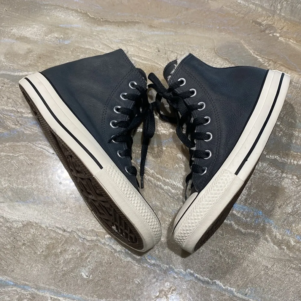 Converse All Star Insulated Gray Leather Sneakers Boots Men’s 4 / Women’s 6 - Image 3