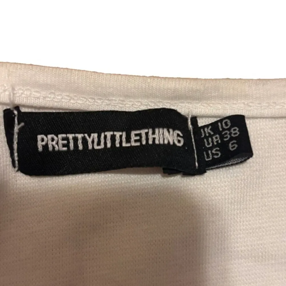 Pretty Little Thing White Textured Sleeveless Crop Top Women’s Size 6 - Image 5