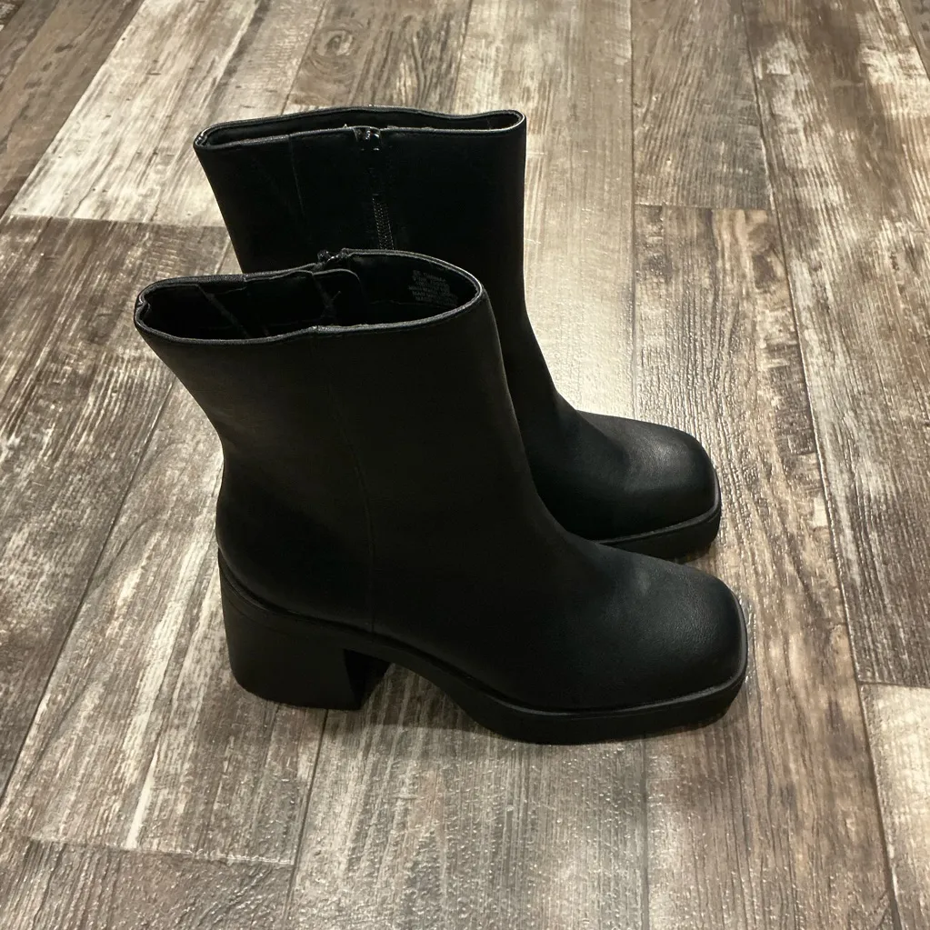 Sun + Stone Elegant Black Women's Ankle Boots Size 9.5 - Image 8