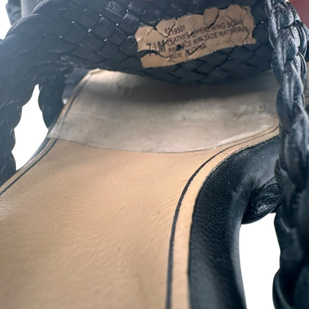 Sofft Black Basket Weave Slip On Heels Size 7.5 - Image 6