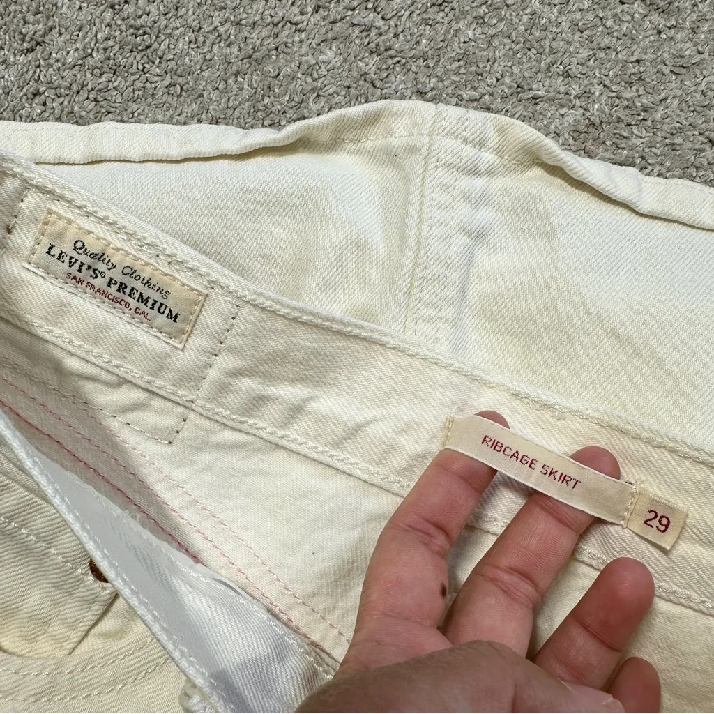 Levi’s Premium Women’s Ribcage Denim Mini Skirt Rainbow Embroidered in Ecru 29 - Image 10