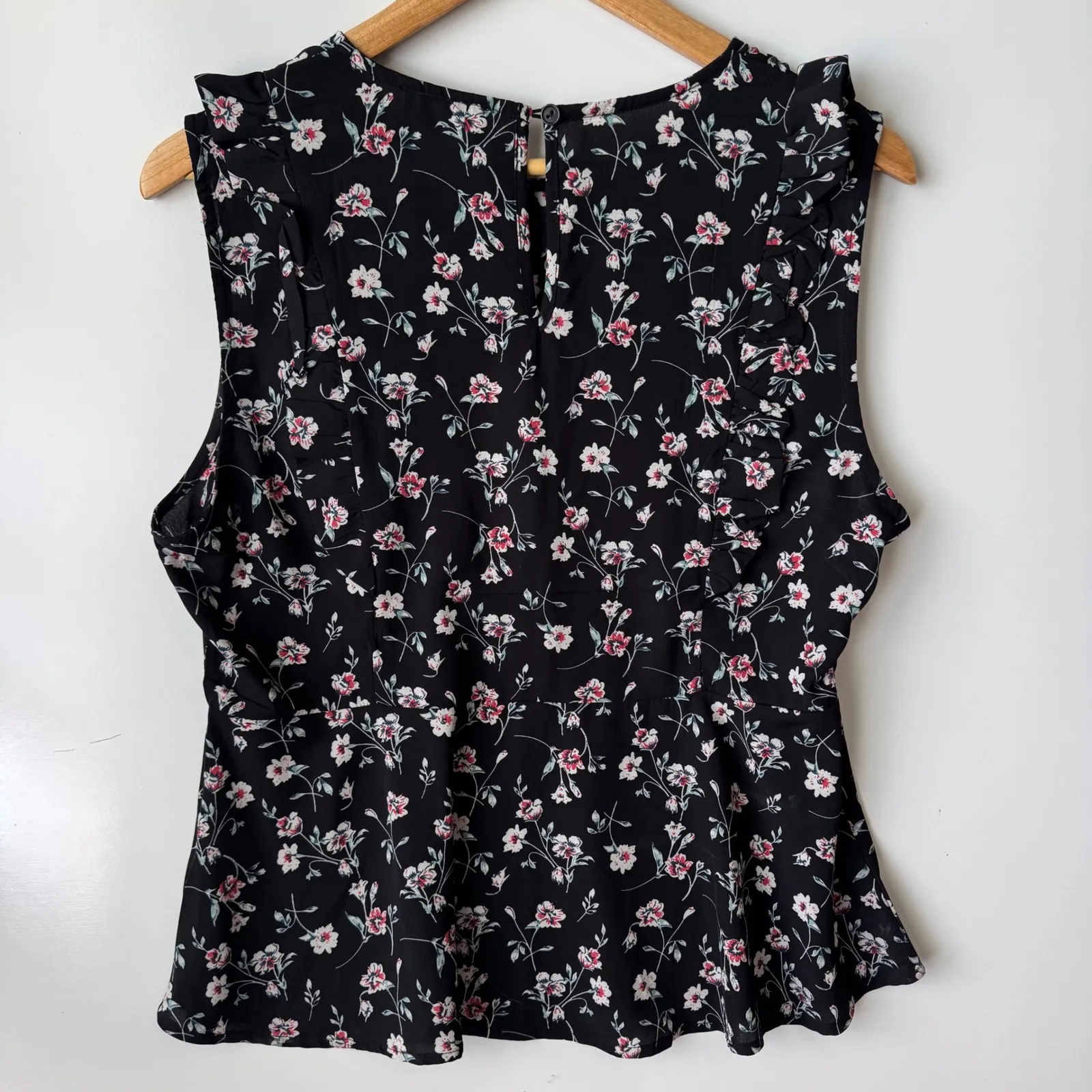 WEEK& Floral Ruffle Sleeve Peplum Top Black Pink White Flowers Size‎ L Size L - Image 6