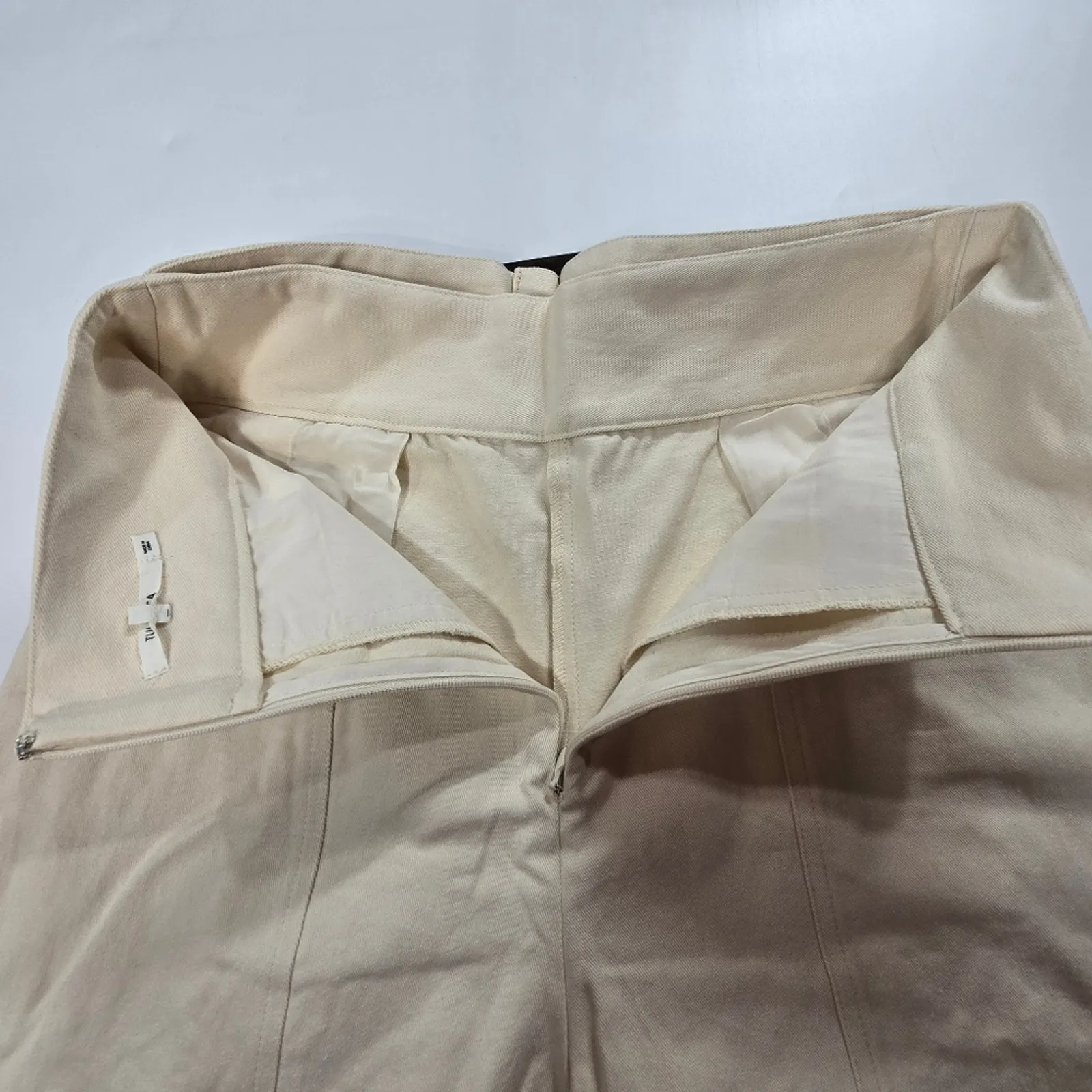 Tularosa Isobel Pant in Oat Milk Medium - Image 12