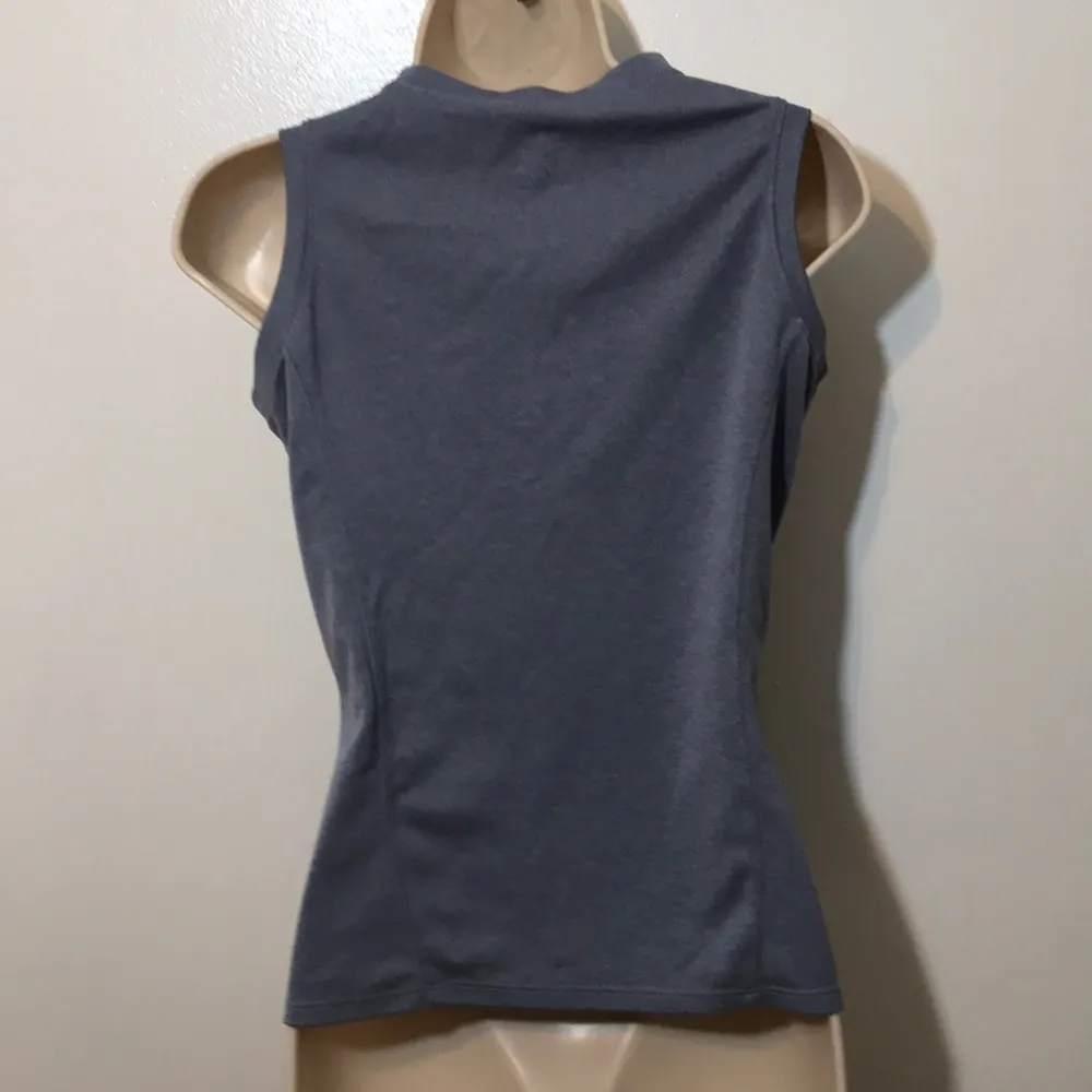 Under Armour XS-S Grey Workout Tank Top - Image 3