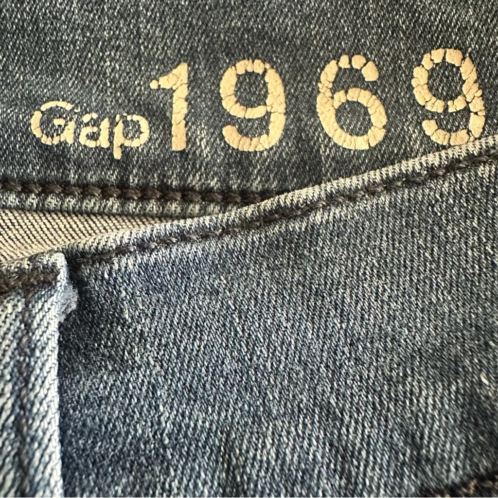 Gap 1969 Legging Jeans Dark Wash 30R - Image 4