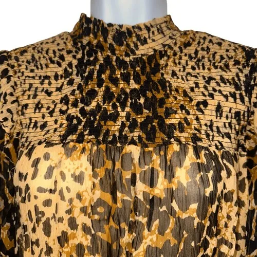 FREE PEOPLE Roma Leopard Print Long Sleeve Chiffon Blouse EUC‎ Size Medium - Image 3