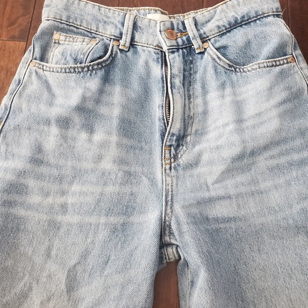 Wide leg jeans size 2 stradivararius jeans 34 length for tall ladies - Image 3