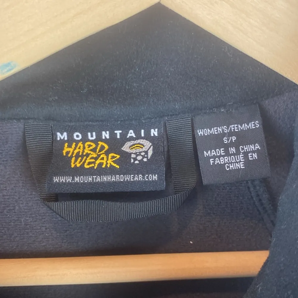 Mountain Hardware Black Soft Cozy Zip Up Sleeveless Fleece Vest S - Image 4