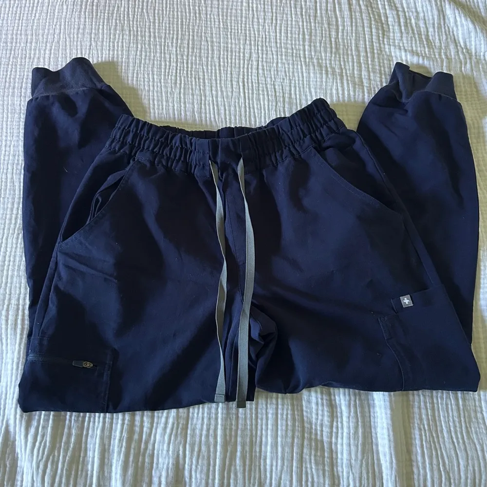 FIGS Uman Relaxed Jogger Scrub Pants - Image 3