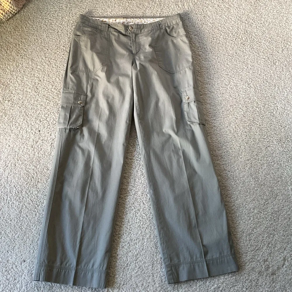 Columbia cargo pants size 12 regular khaki color - Image 8