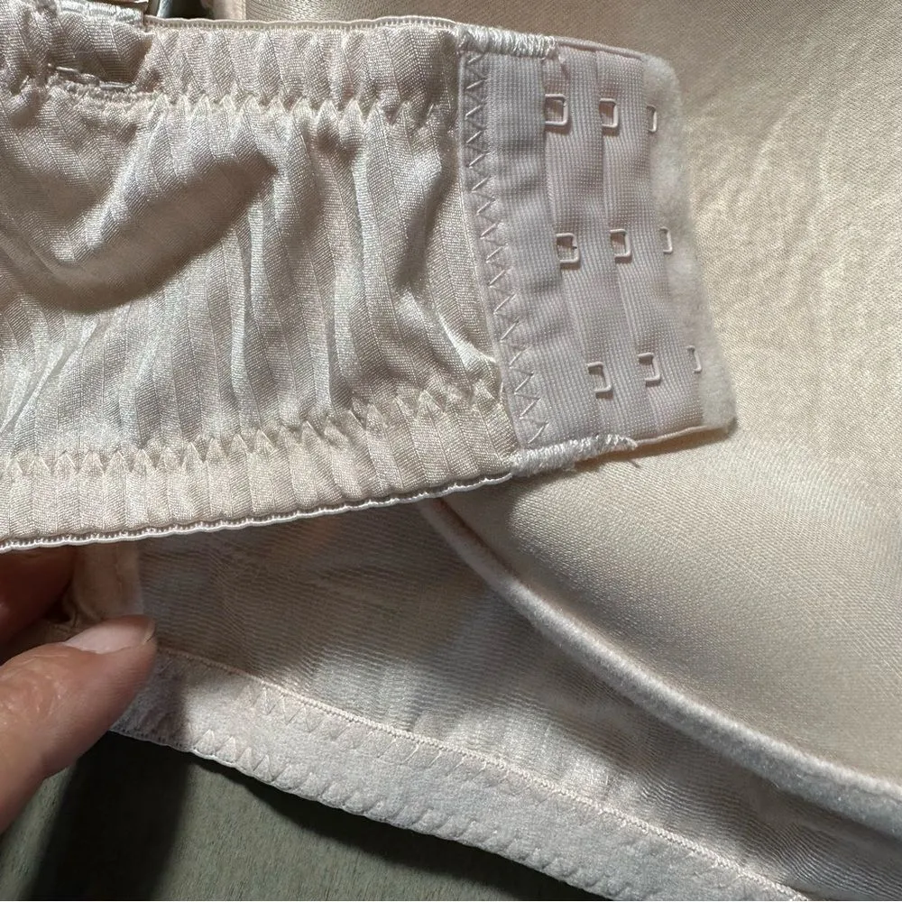 Adrienne Vittadini  LIGHT PINK  FULL‎ COVERAGE NO WIRE SIZE 38DD BRA - Image 7