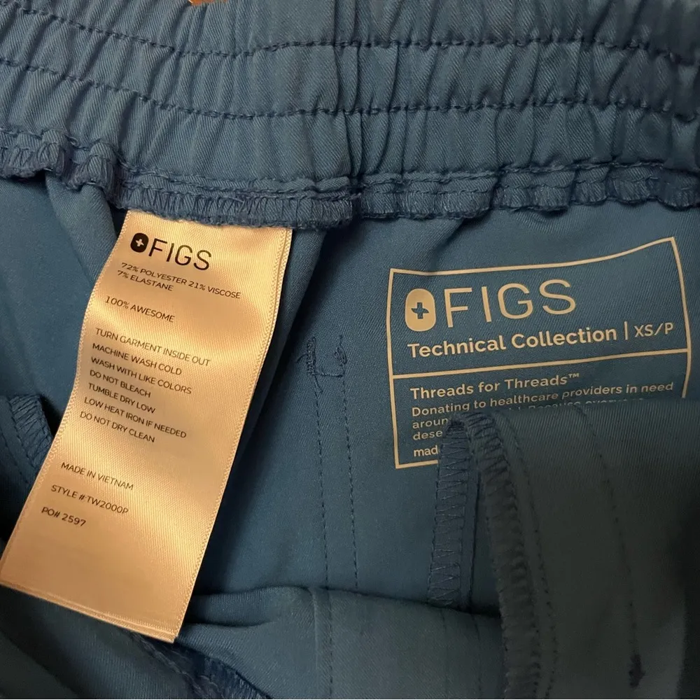Womens  petite Blue FIGS scrub Pants - Image 2