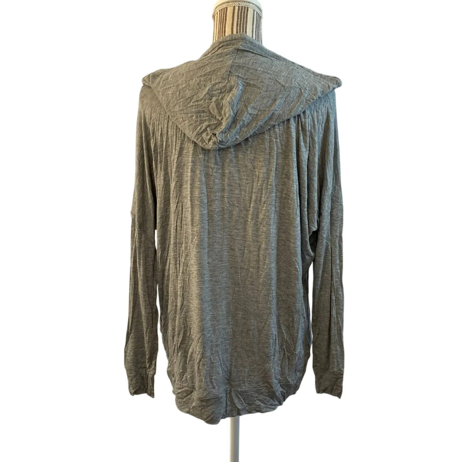Heart & Hips Women’s Gray Hooded Lightweight Long Sleeve Top Size Small - Image 2