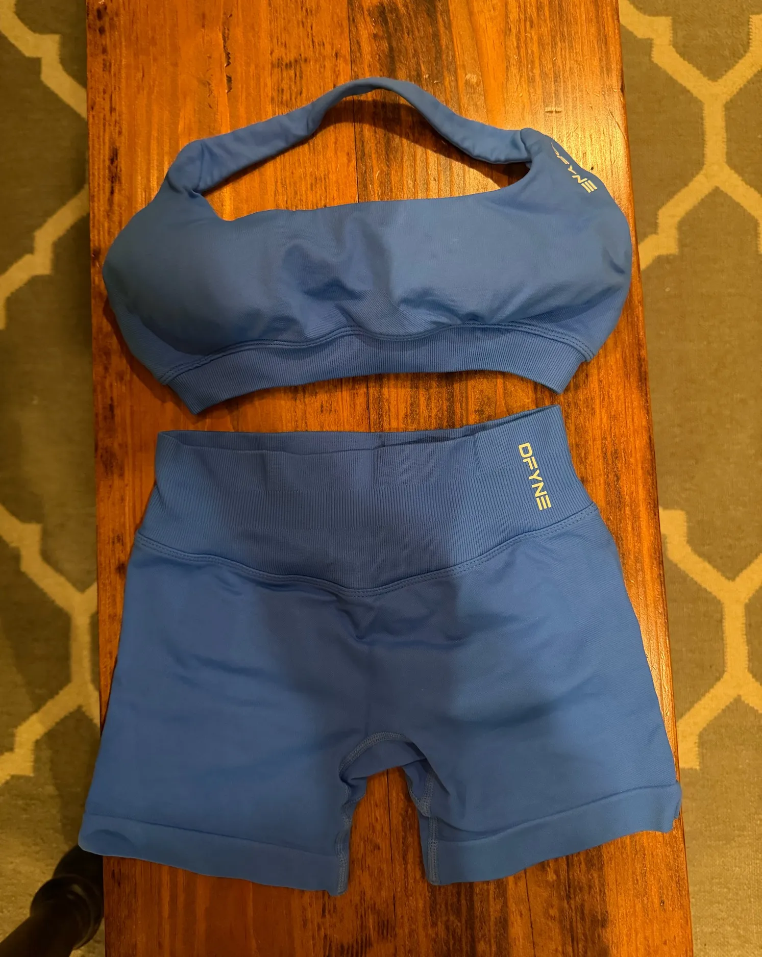 DFYNE Impact Shorts 4.5" Women’s Electric Blue Halter Sports Bra Set XSmall - Image 3