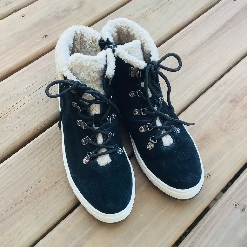 Ladies BLONDO booties- warm and CUTE🖤🤍🖤 - Image 6