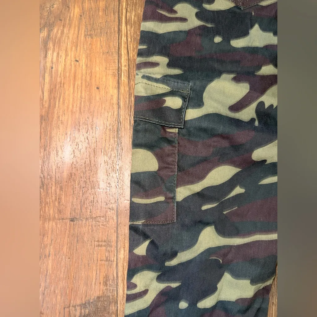 Camouflage Cargo Jogger Pants Green Size 6 - Image 4