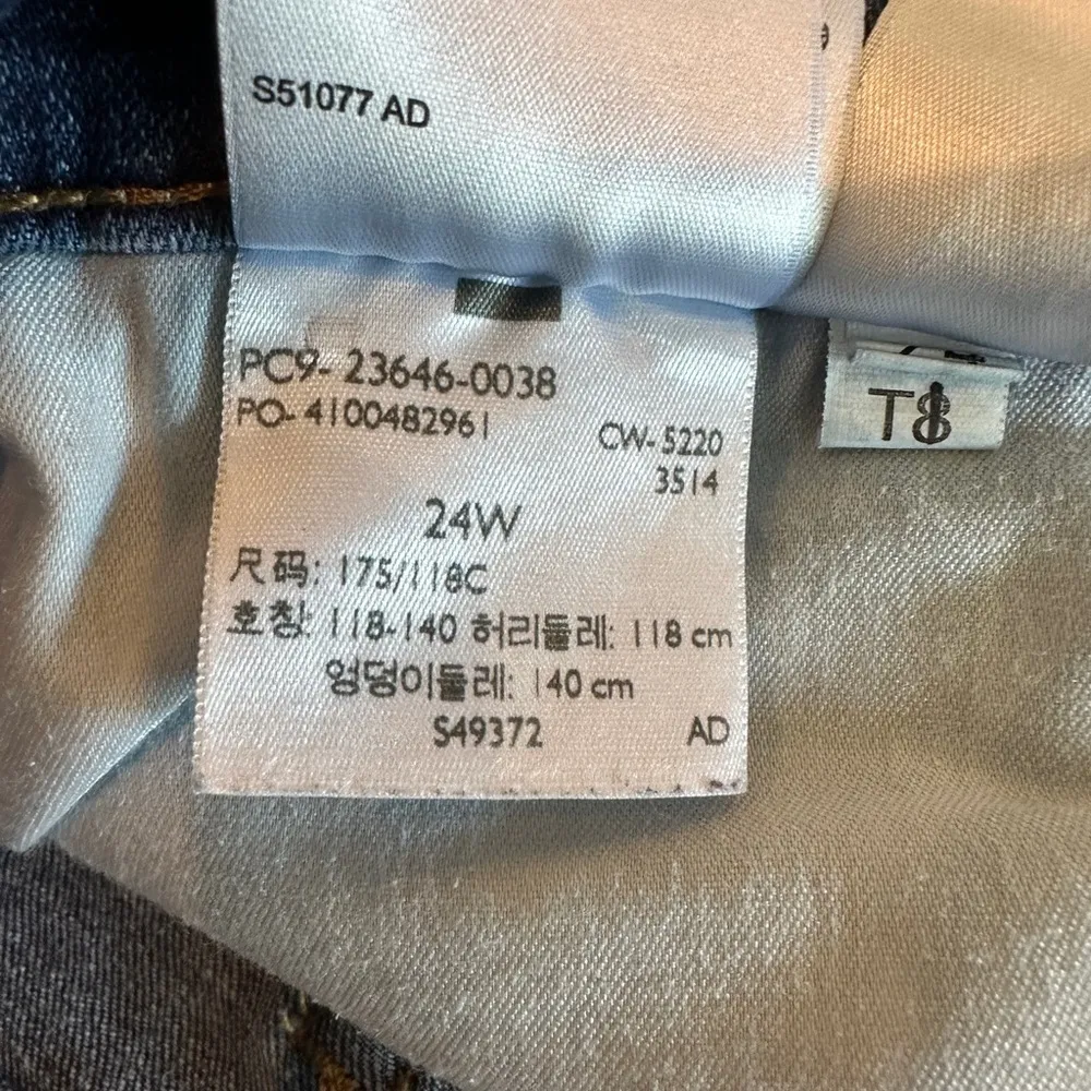 Levi’s classic Bermuda shorts women’s blue denim size 24W - Image 4