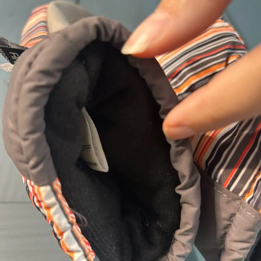 Colorful Striped Women's Waterproof Mittens - Image 4