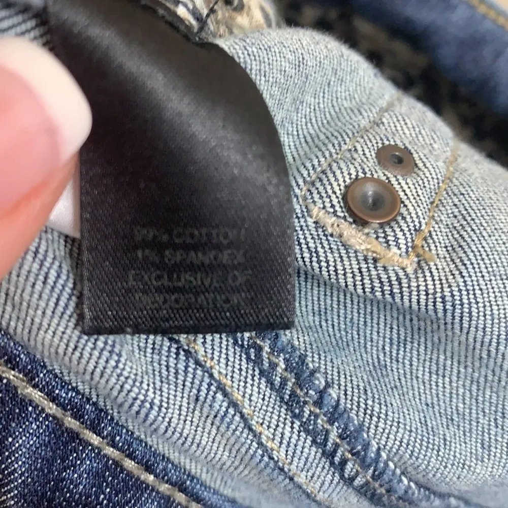 WHBM Crop Leg Embroidered Pocket Jeans - Image 6