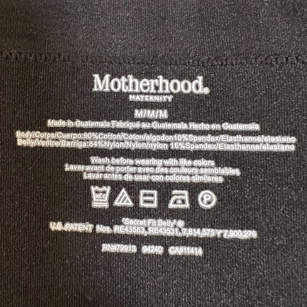 Motherhood Maternity Black Secret Fit Belly Crop Capri Leggings Size Medium New - Image 2