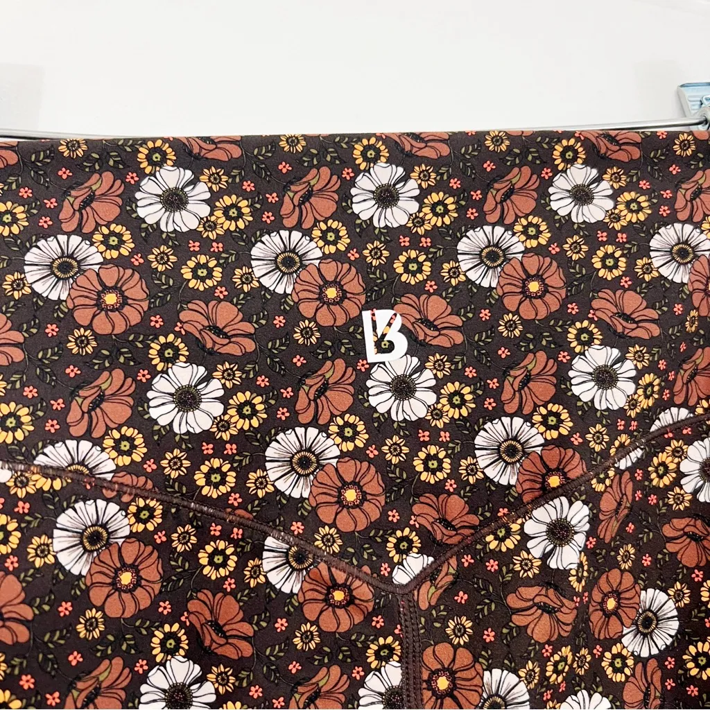 Buffbunny Collection Buffbunny Rosa Floral Pocket Legging Brown Size Medium - Image 8