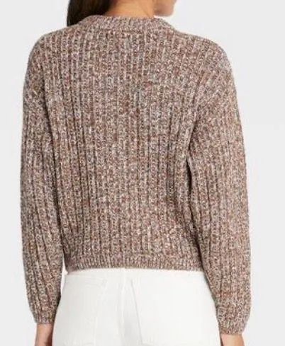 Universal Threads Women’s Crewneck Pullover Sweater - Image 2