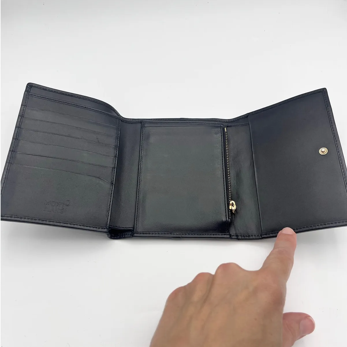 Mont Blanc Women's Snap Front Quilted Wallet Black - Image 5