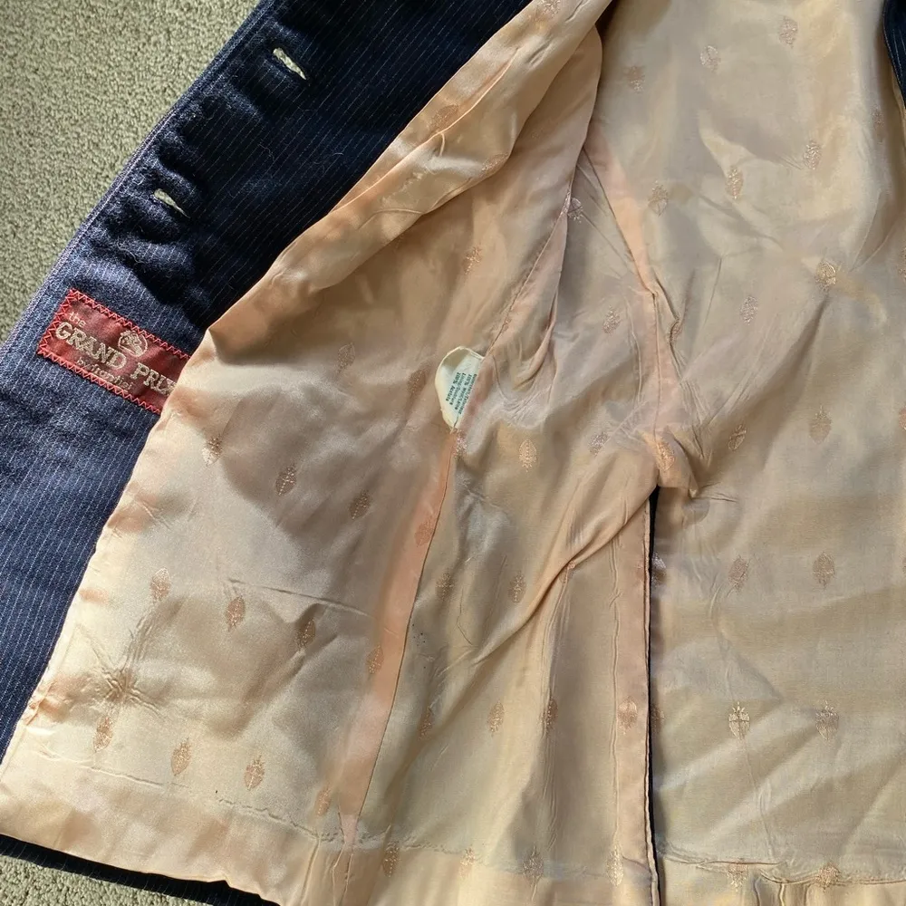 Grand Prix 100% wool English Equestrian pinstripe show coat Blue Size 12 - Image 2