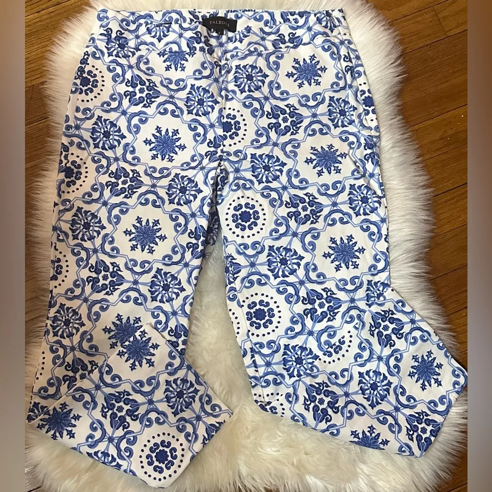 Talbots Heritage Crop Pants Blue Porcelain Mosaic‎ Womens Sz. 8 - Image 2
