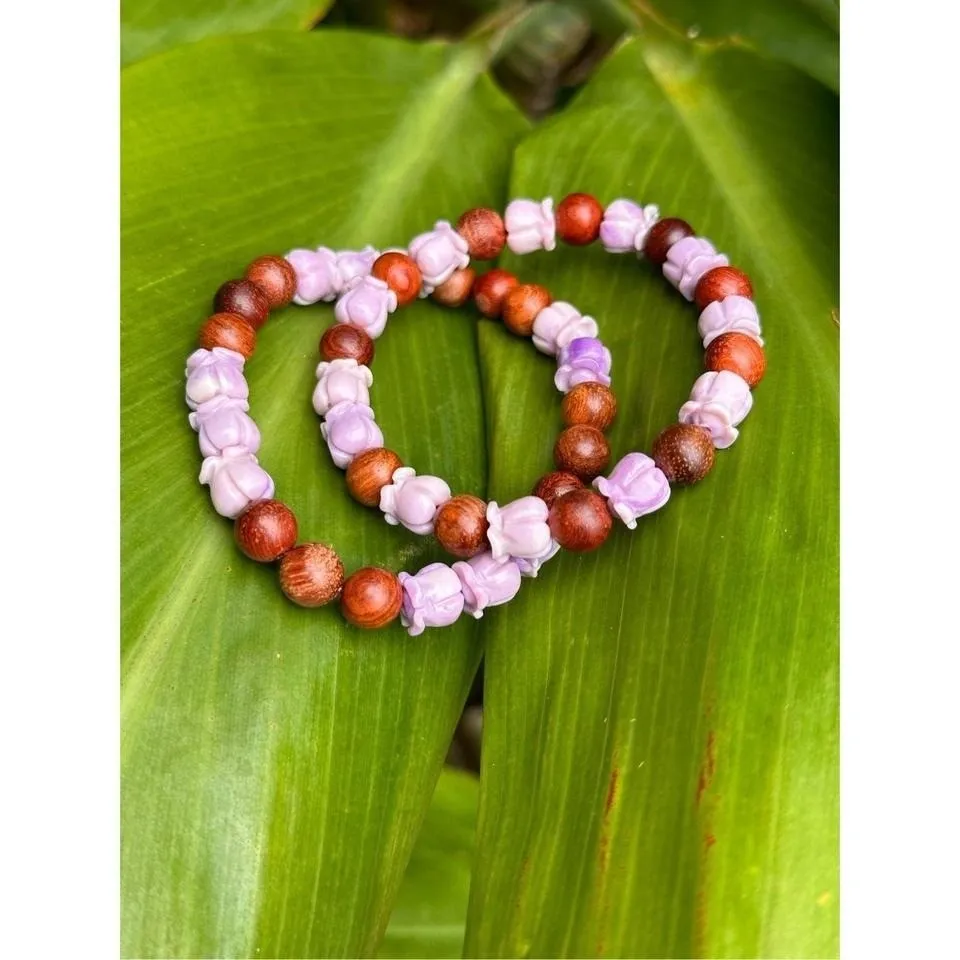 Handmade Beaded Pua Kalaunu & 'Iliahi Alternating Bracelet - Image 5