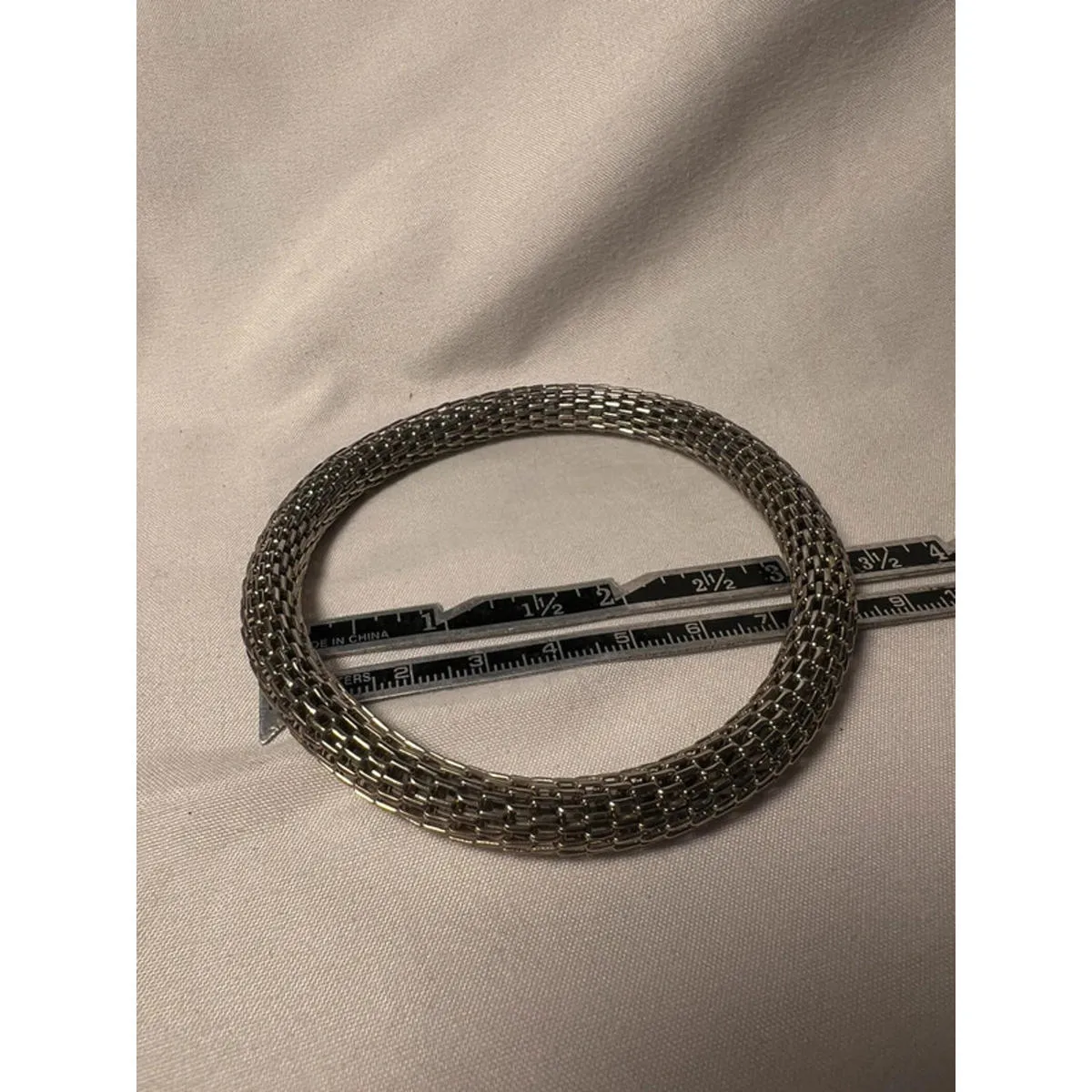 Vintage Silver toned classy mesh chain bracelet - Image 4