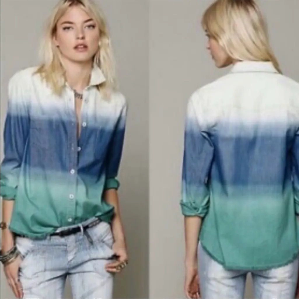 Free People Before Sunrise Ombré Denim
Button Front Shirt Small - Image 2
